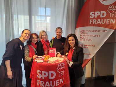 Meri Uhlig und SPD Frauen